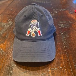 NEW ENGLAND PATRIOTS RETRO YOUTH HAT L/XL